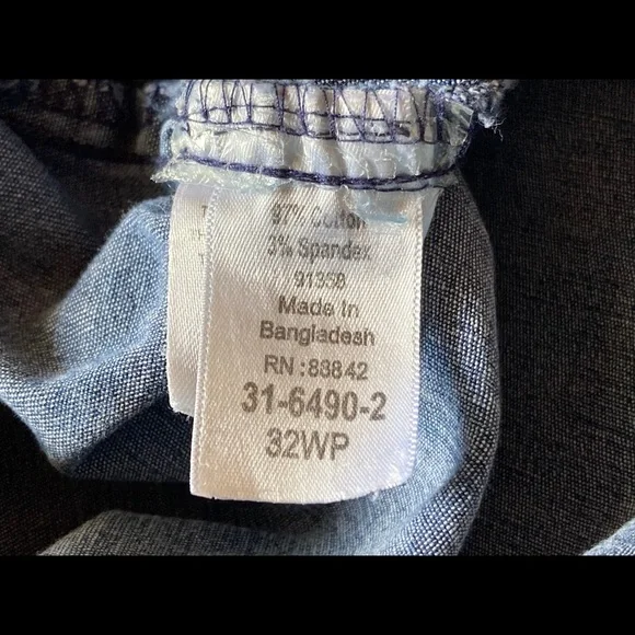 Roaman’s 32WP Fully Elastic Pull On Light Weight Denim Jeans - Picture 7 of 15